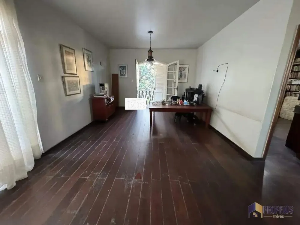 Casa, 5 quartos, 325 m² - Foto 1