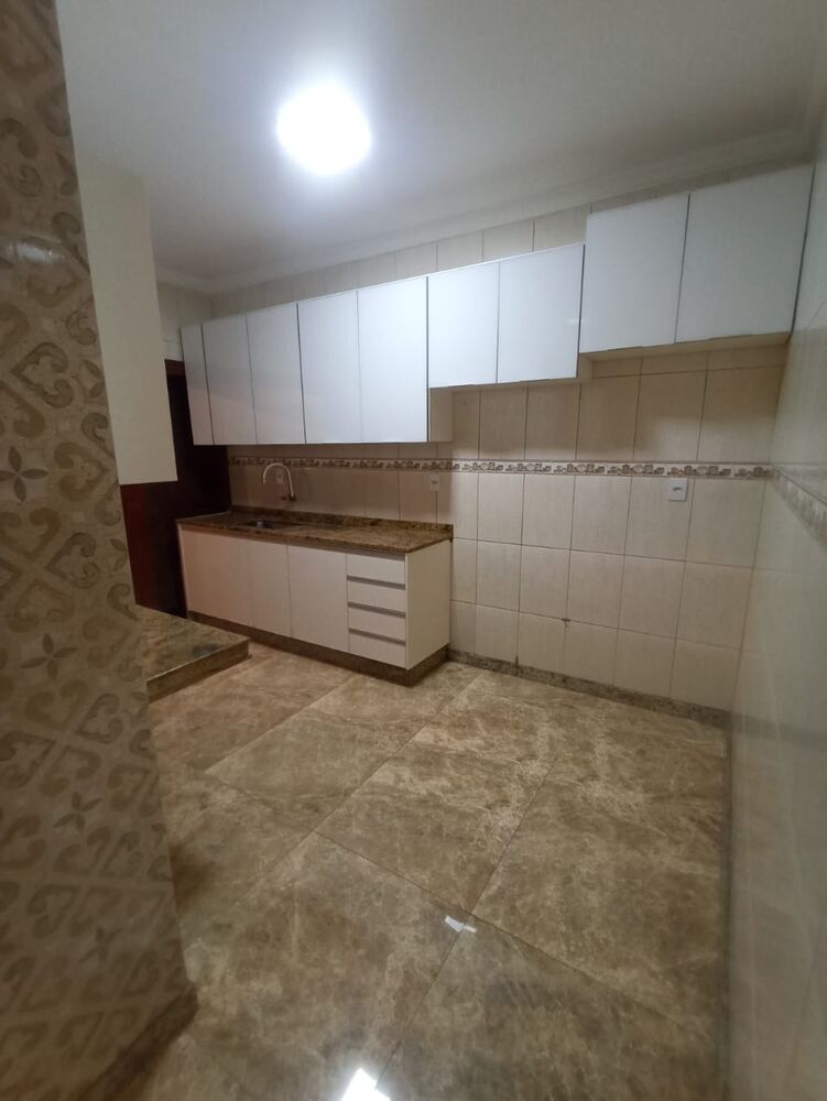 Casa à venda com 3 quartos, 174m² - Foto 7