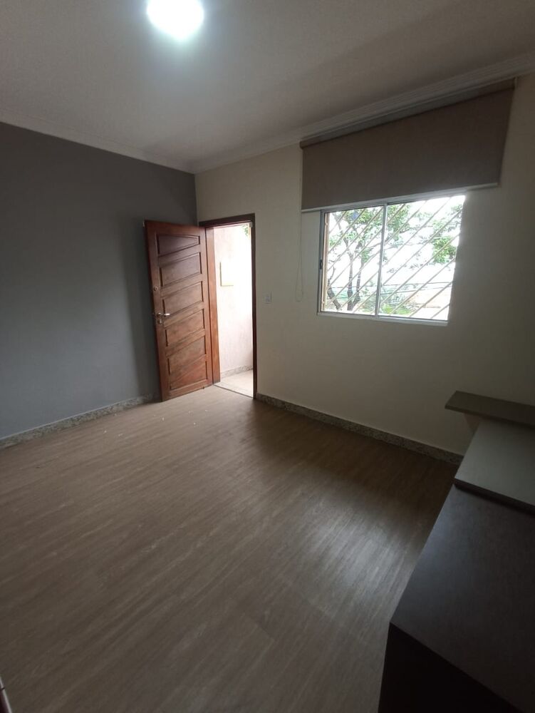 Casa à venda com 3 quartos, 174m² - Foto 5