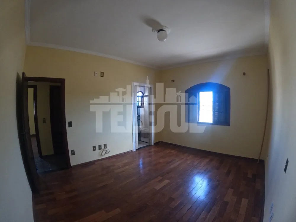 Casa, 3 quartos, 251 m² - Foto 15