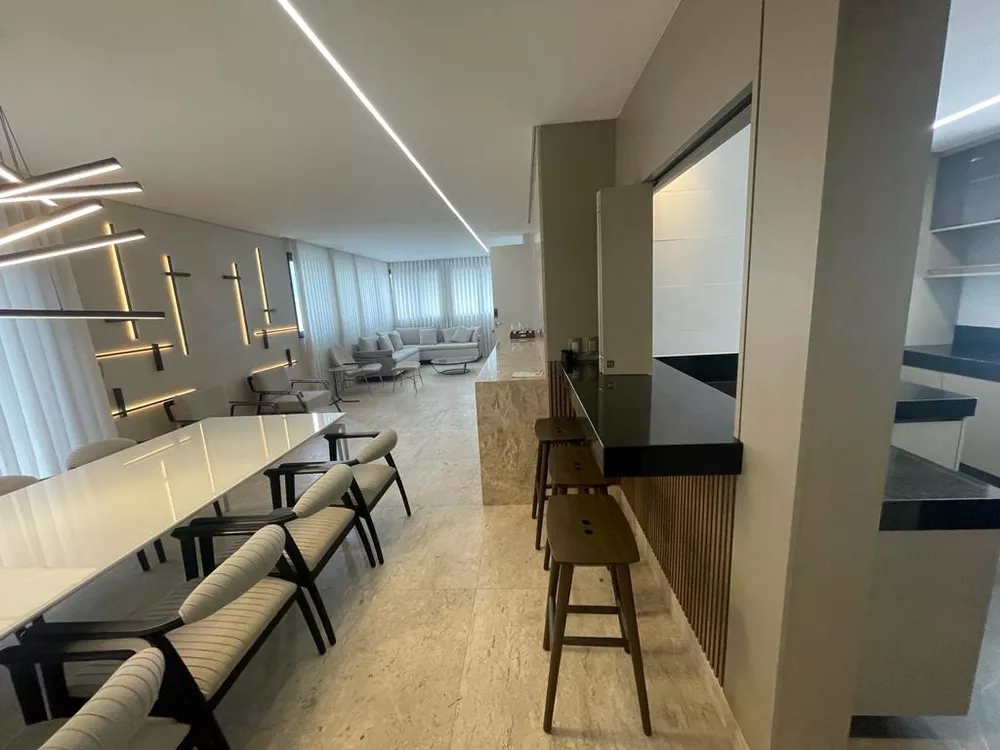 Apartamento à venda com 4 quartos, 405m² - Foto 2