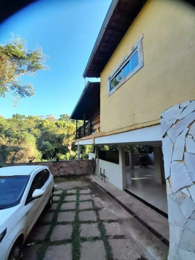 Casa, 3 quartos, 245 m² - Foto 1