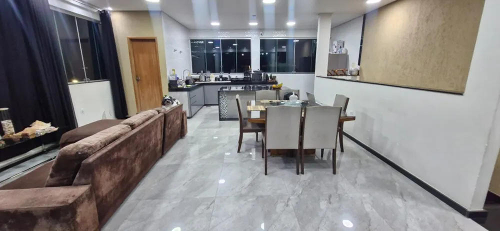 Casa, 3 quartos, 250 m² - Foto 11