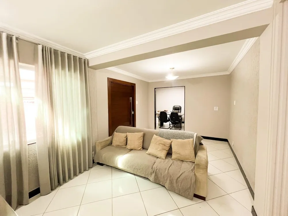 Casa, 3 quartos, 200 m² - Foto 2