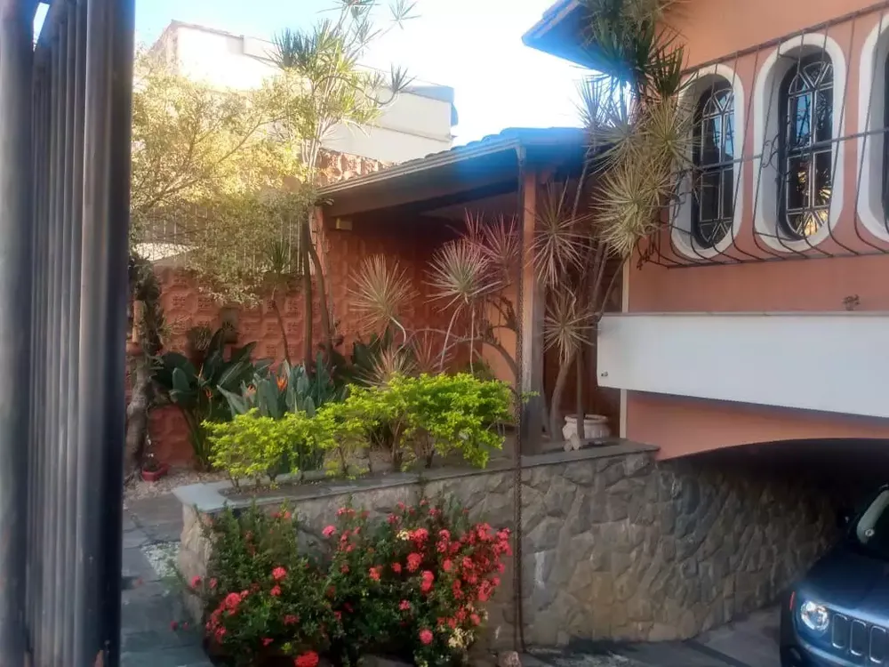 Casa, 9 quartos, 360 m² - Foto 1