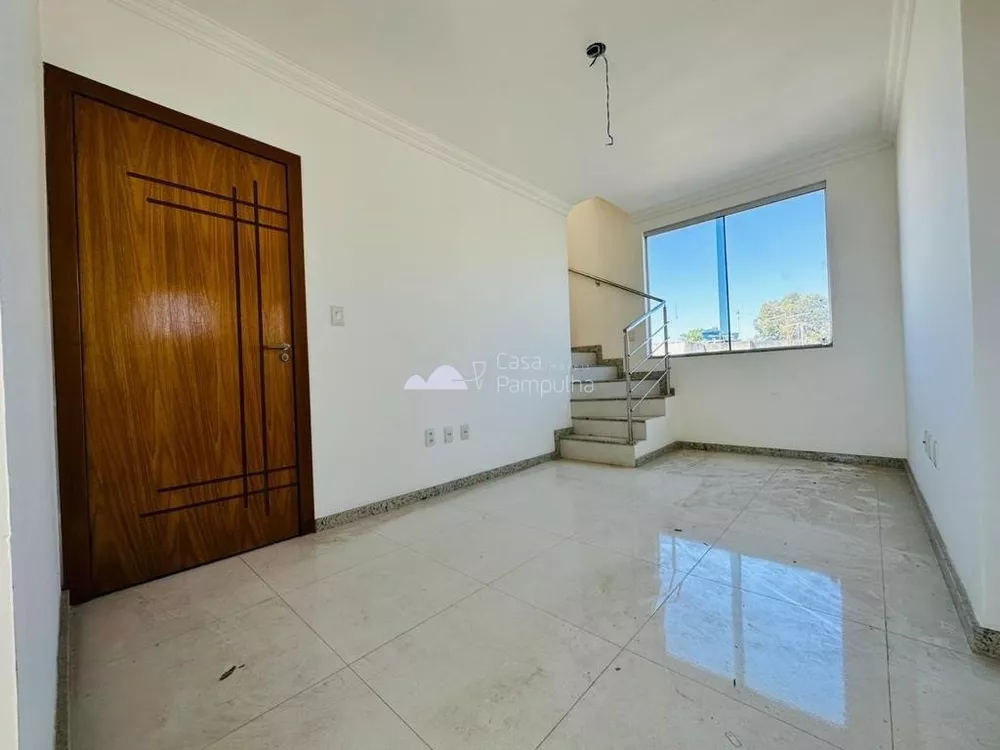 Apartamento à venda com 2 quartos, 62m² - Foto 2