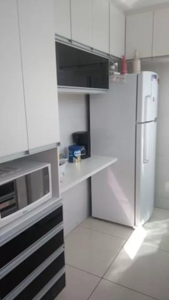 Apartamento à venda com 3 quartos, 82m² - Foto 8