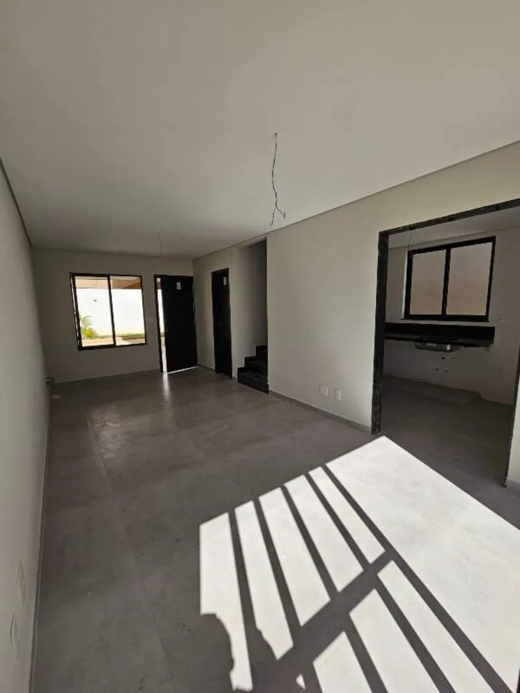 Casa de Condomínio, 4 quartos - Foto 2