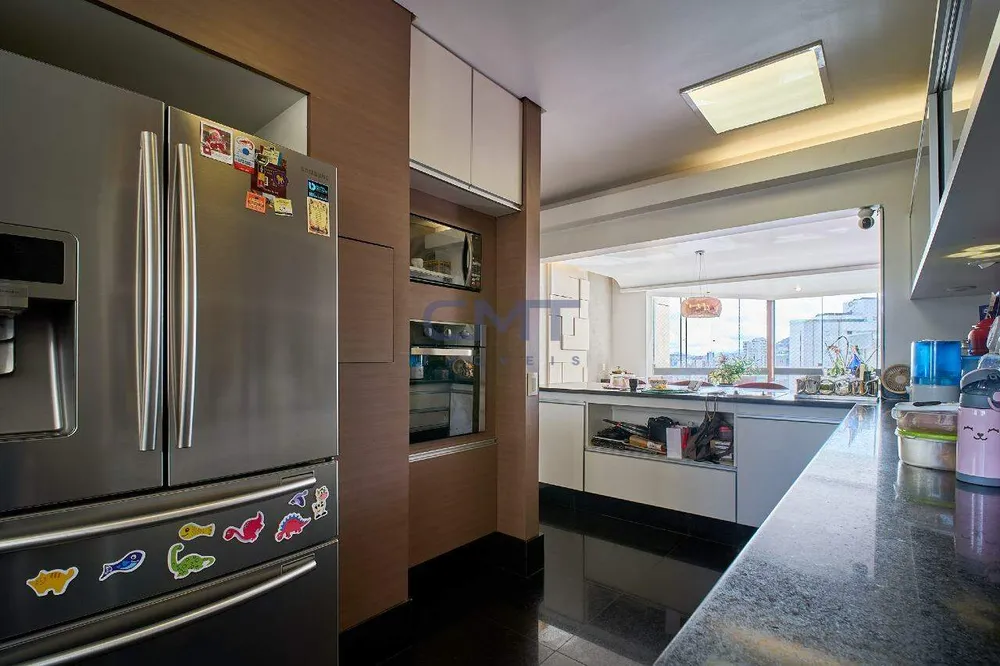 Apartamento, 3 quartos, 145 m² - Foto 2