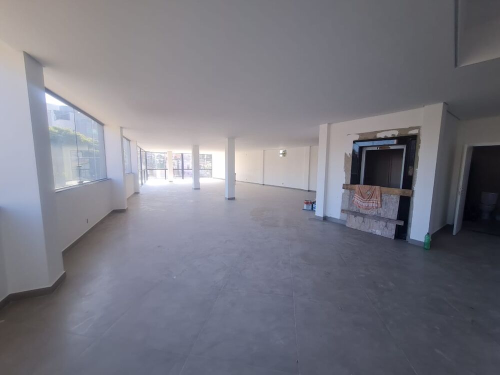 Prédio Inteiro para alugar, 1100m² - Foto 9