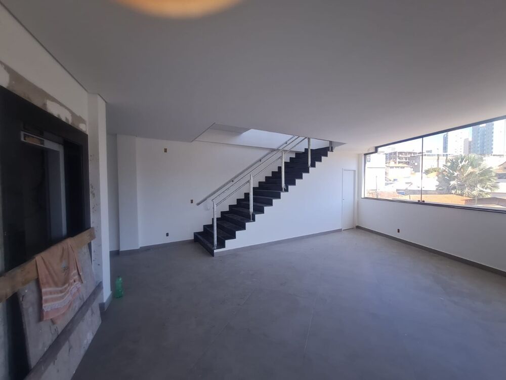 Prédio Inteiro para alugar, 1100m² - Foto 4