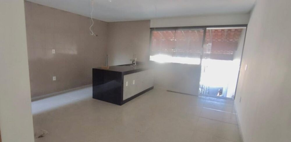 Casa à venda com 3 quartos, 280m² - Foto 4