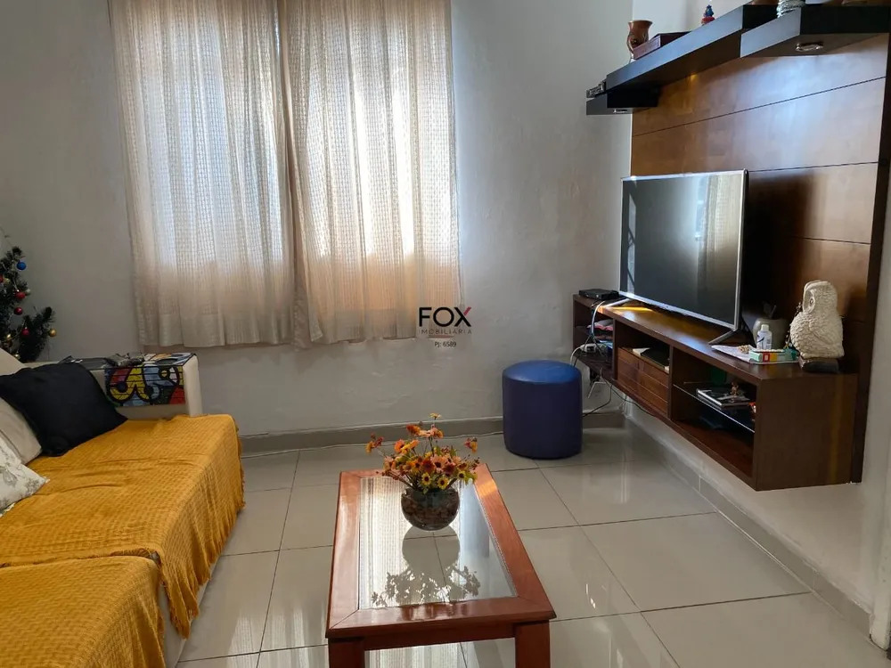Casa, 3 quartos, 265 m² - Foto 1
