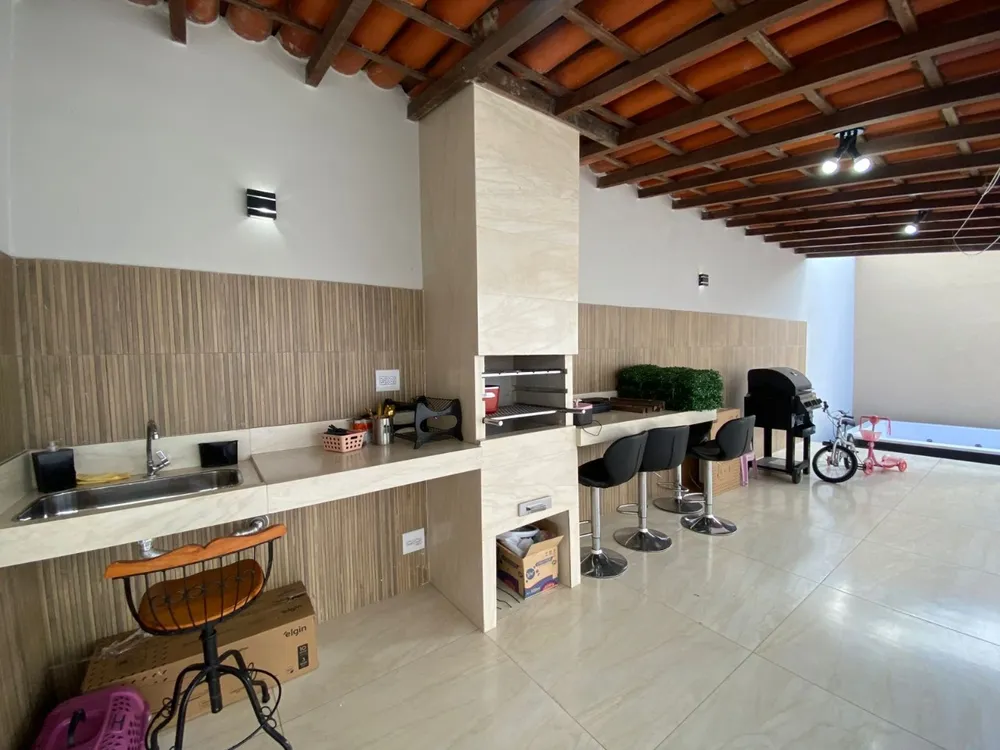 Casa, 4 quartos, 270 m² - Foto 3