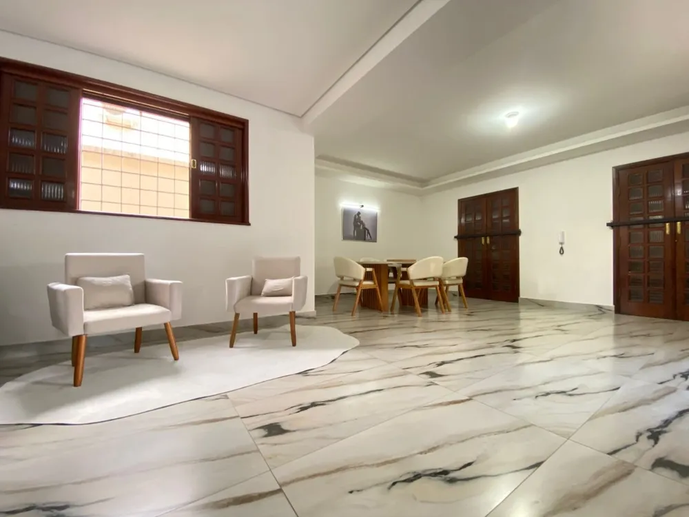Casa, 4 quartos, 270 m² - Foto 14