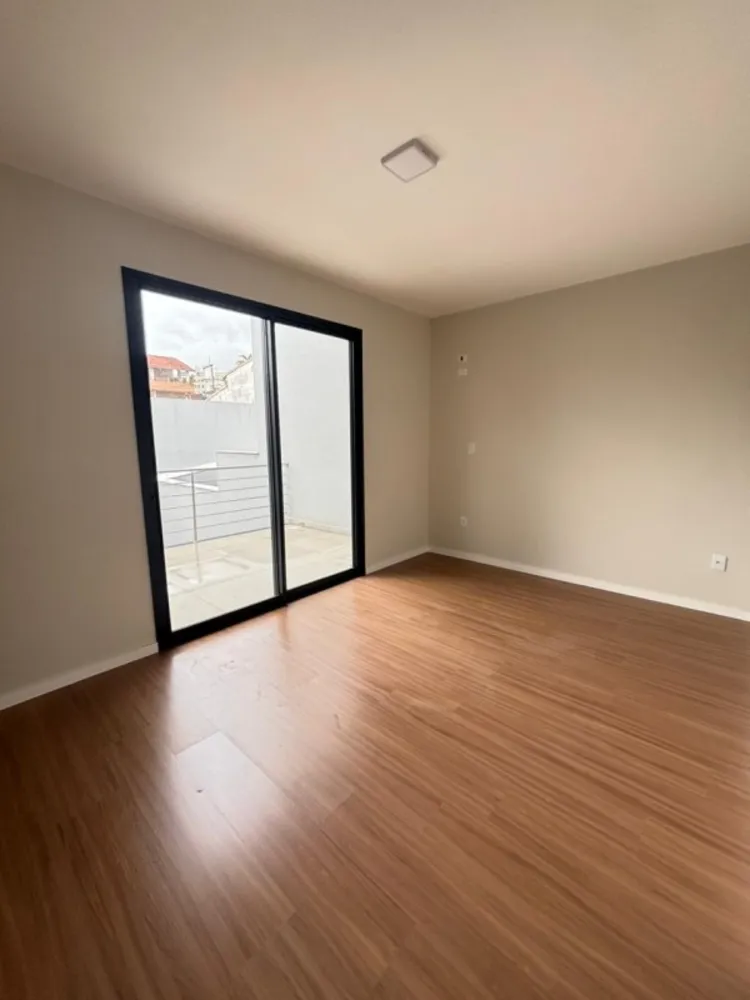 Casa, 3 quartos, 205 m² - Foto 12