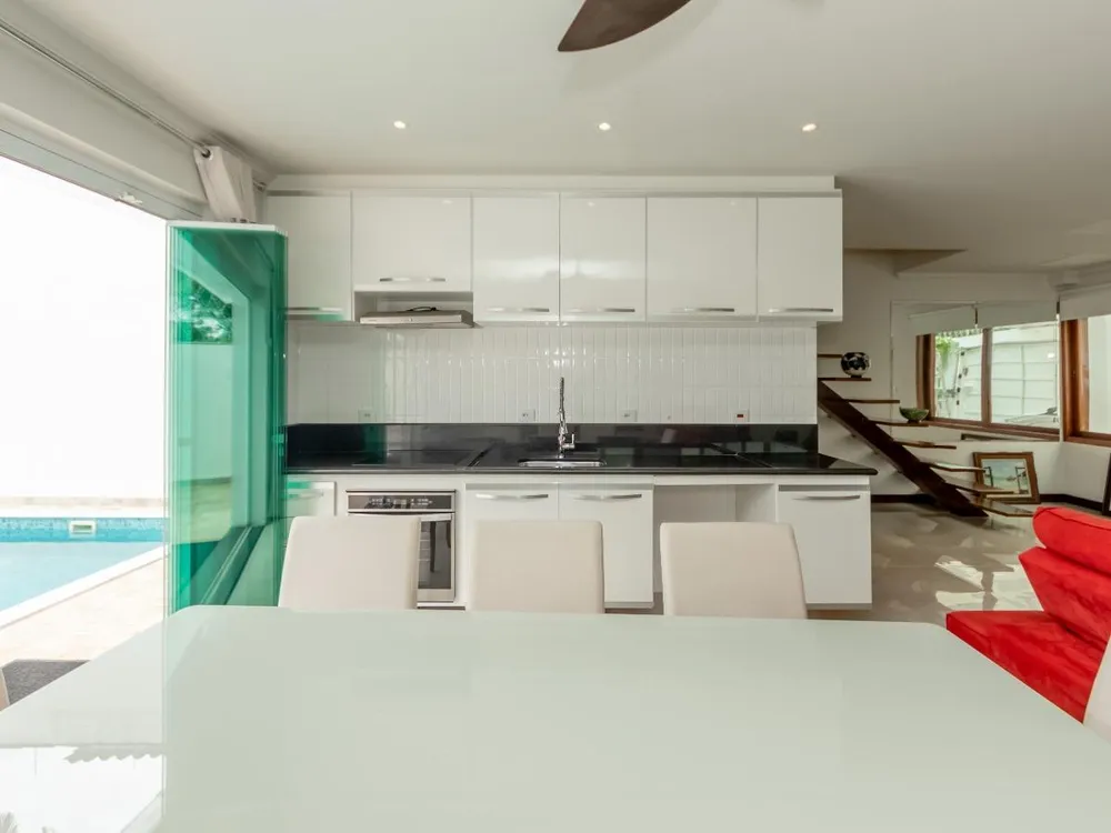 Casa, 3 quartos, 250 m² - Foto 2