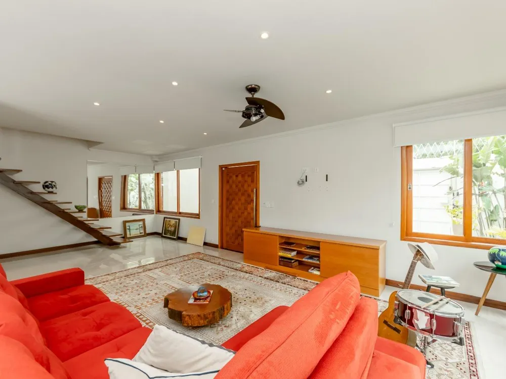 Casa, 3 quartos, 250 m² - Foto 3