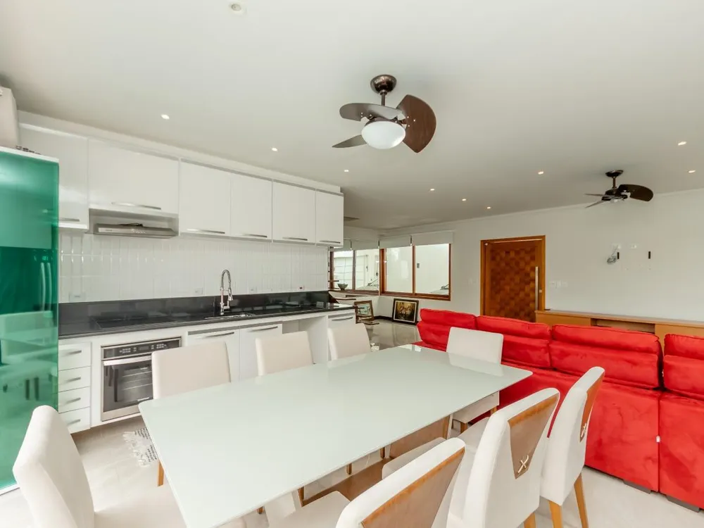 Casa, 3 quartos, 250 m² - Foto 1