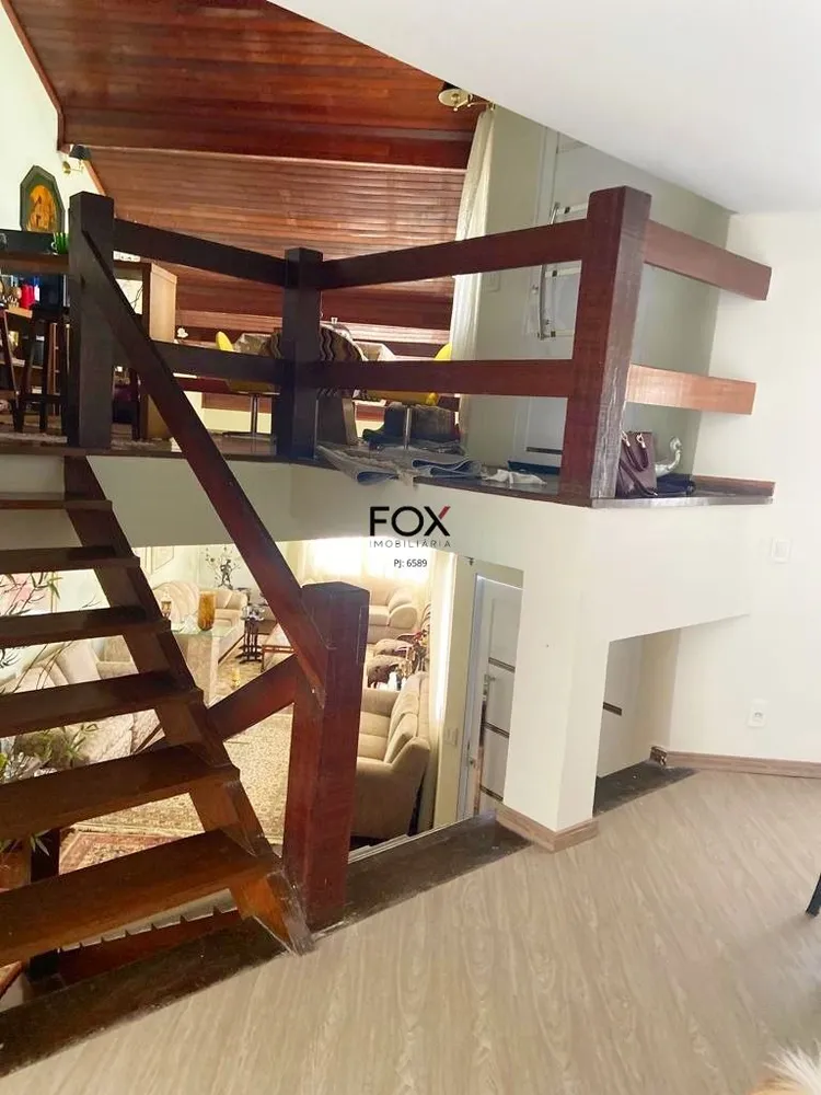 Casa, 4 quartos, 290 m² - Foto 5