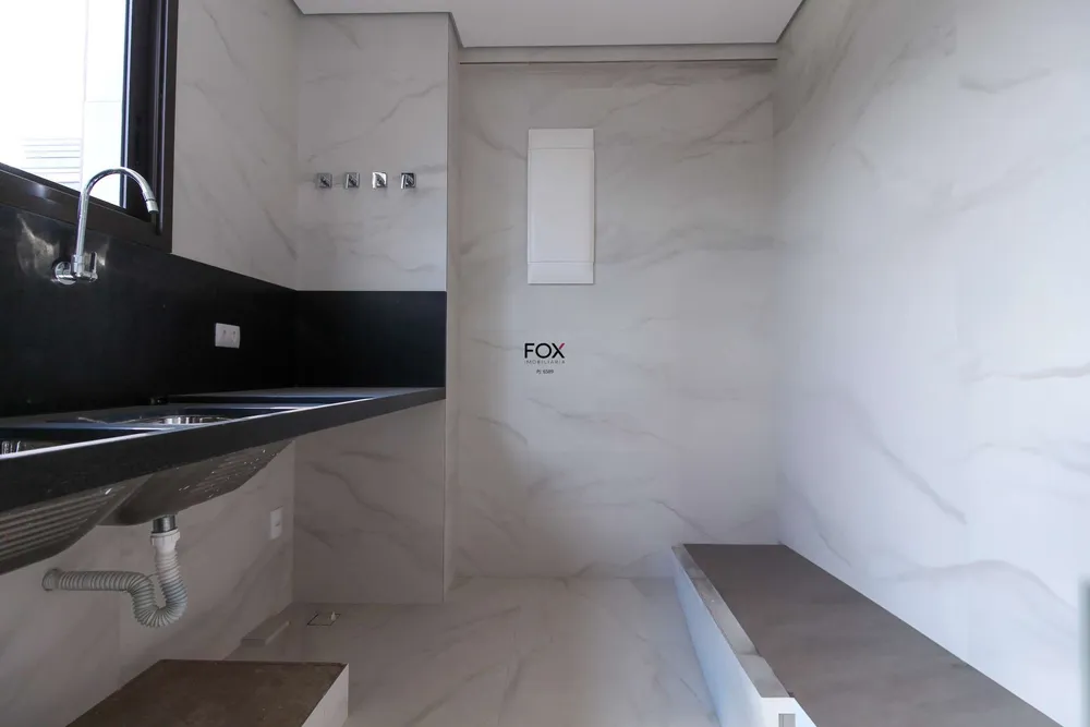 Cobertura, 3 quartos, 214 m² - Foto 2