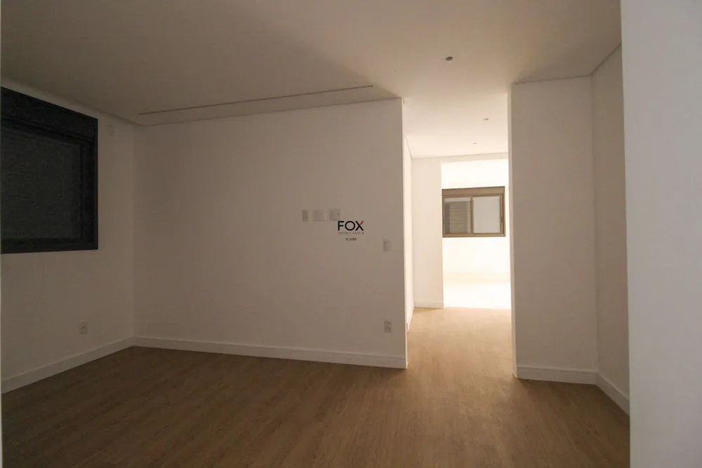 Cobertura, 3 quartos, 214 m² - Foto 8