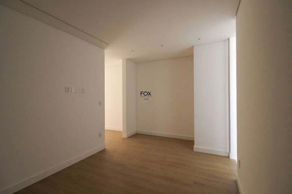 Cobertura, 3 quartos, 214 m² - Foto 6