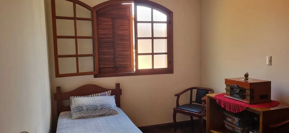 Casa, 8 quartos, 245 m² - Foto 10