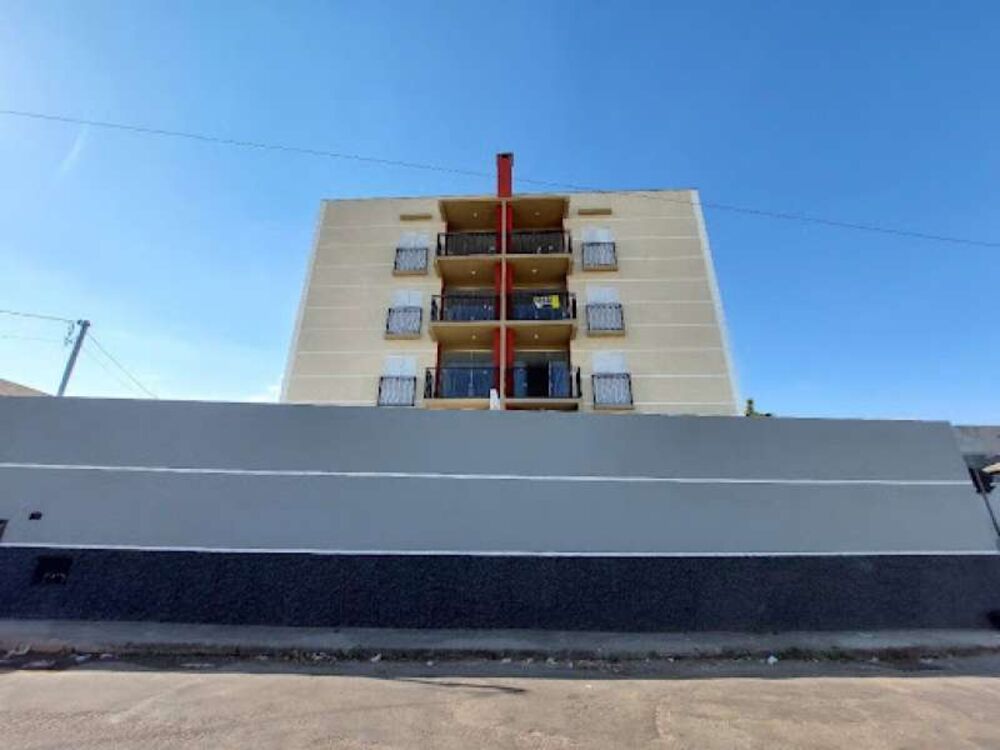 Apartamento à venda com 3 quartos, 75m² - Foto 1