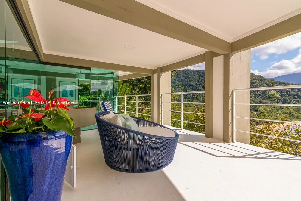Casa, 4 quartos, 2440 m² - Foto 1