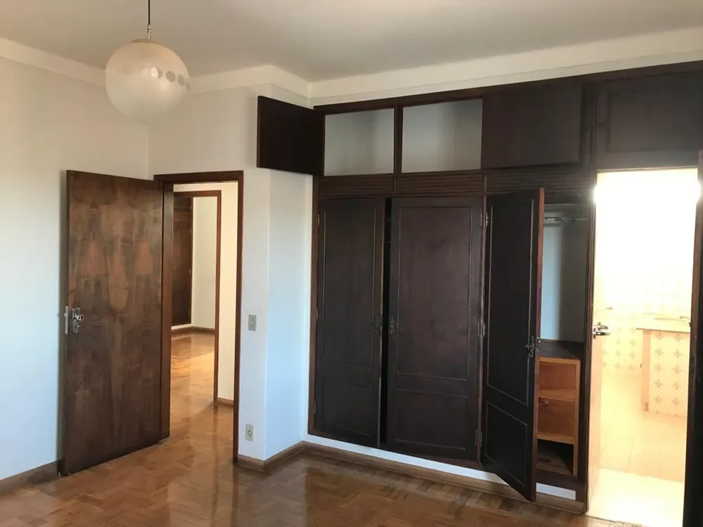 Casa, 6 quartos, 353 m² - Foto 8