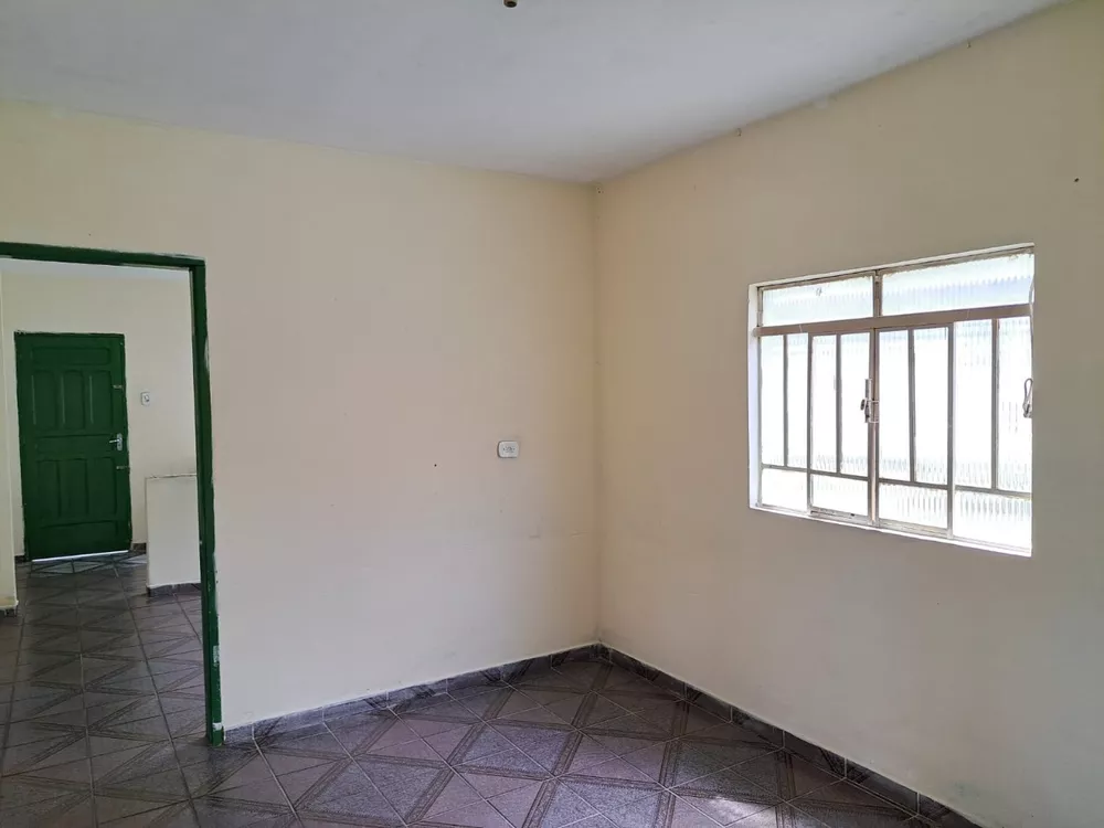 Casa à venda com 2 quartos, 80m² - Foto 3