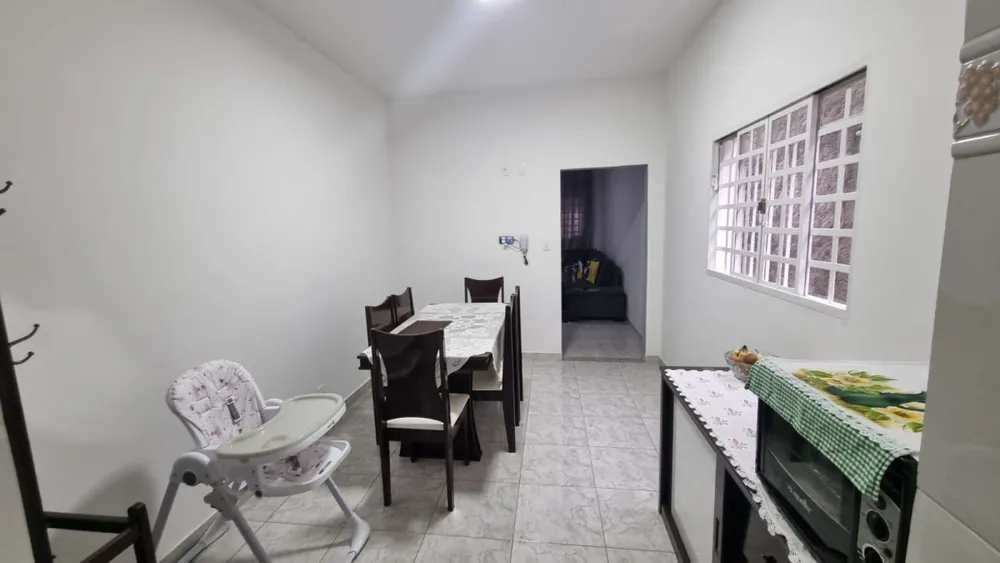 Casa, 3 quartos, 334 m² - Foto 1