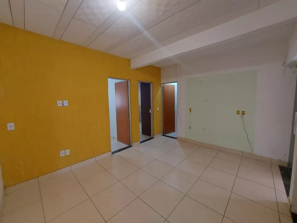 Casa à venda com 3 quartos, 90m² - Foto 13