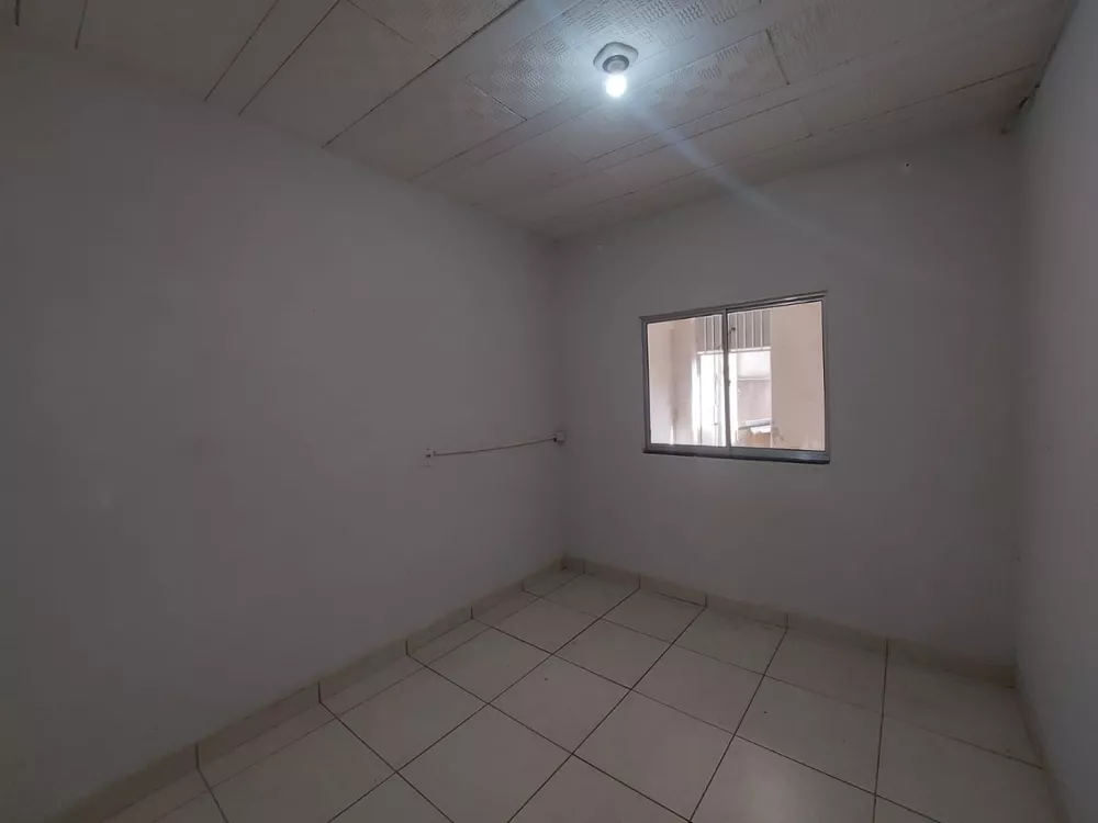 Casa à venda com 3 quartos, 90m² - Foto 14