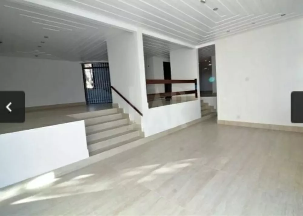 Apartamento à venda com 5 quartos, 550m² - Foto 3