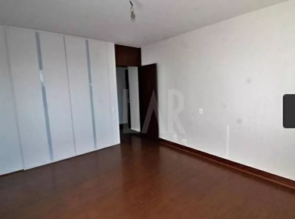 Apartamento à venda com 5 quartos, 550m² - Foto 8