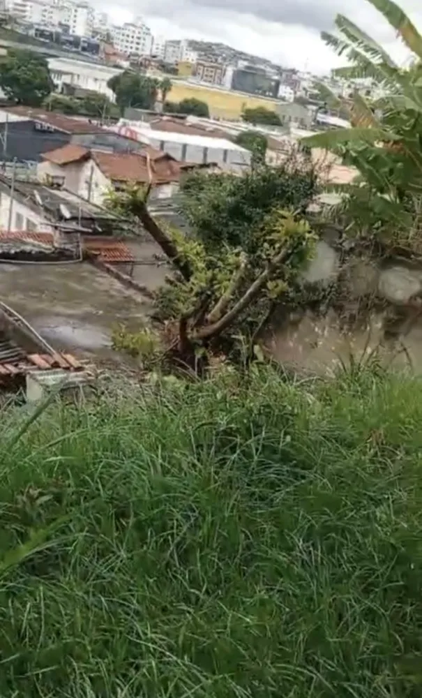 Terreno, 360 m² - Foto 2