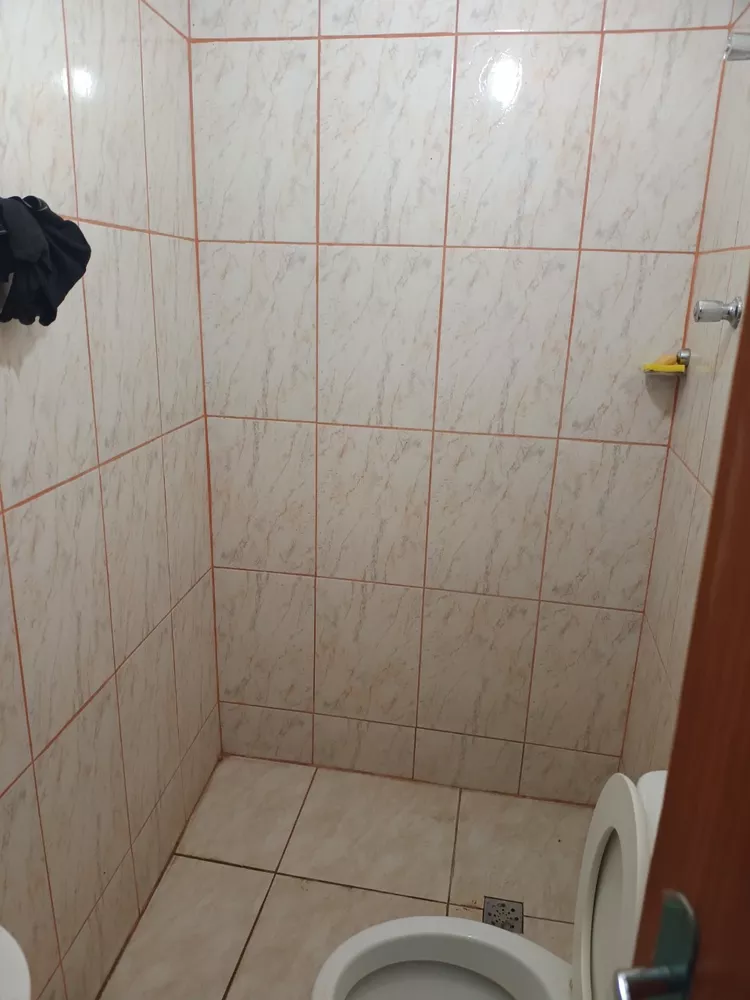 Casa à venda com 2 quartos, 70m² - Foto 1