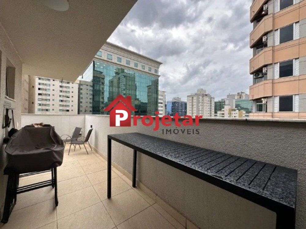 Apartamento à venda com 3 quartos, 149m² - Foto 4