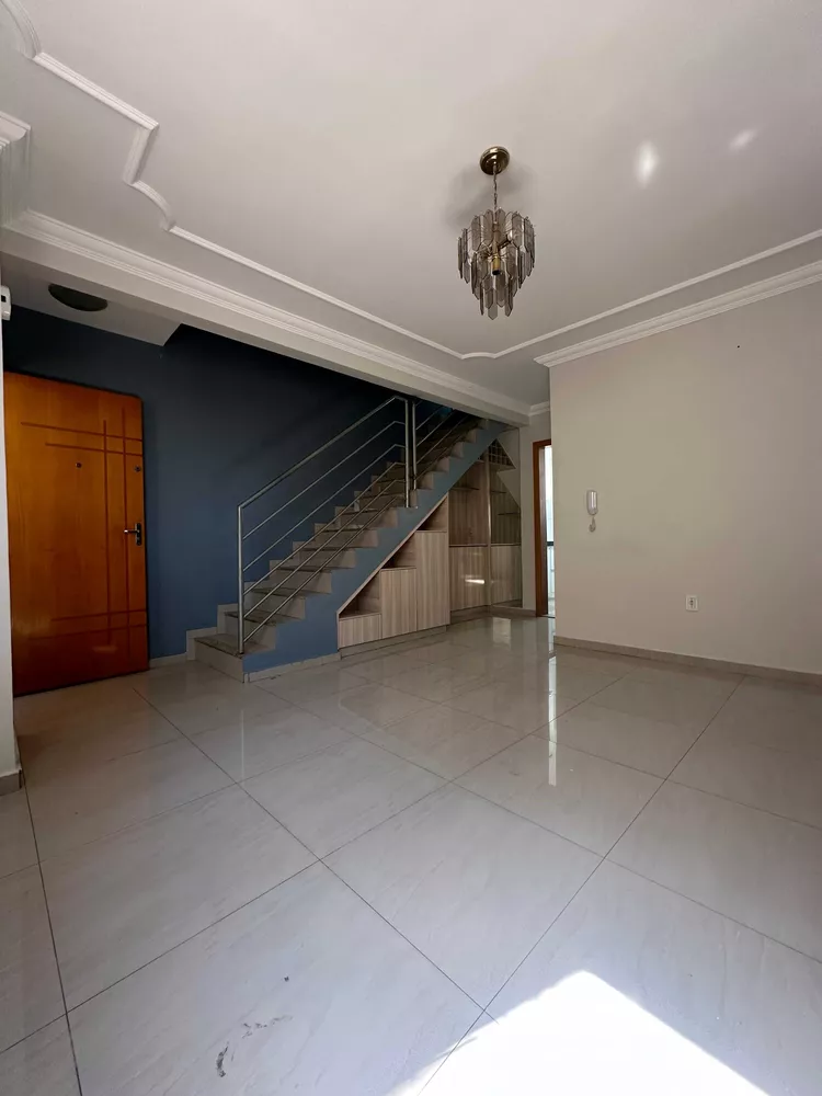 Cobertura à venda com 5 quartos, 189m² - Foto 1