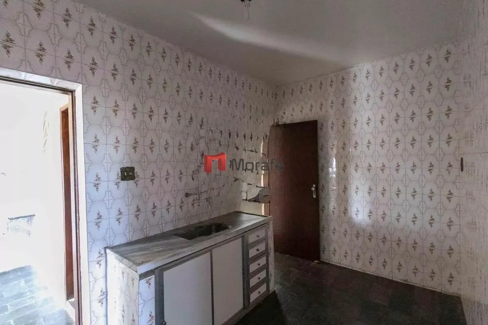 Casa, 4 quartos, 210 m² - Foto 2