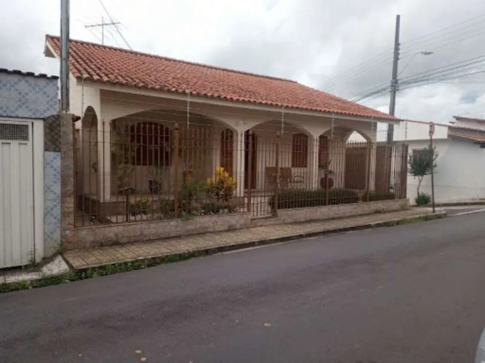 Casa, 4 quartos, 460 m² - Foto 1