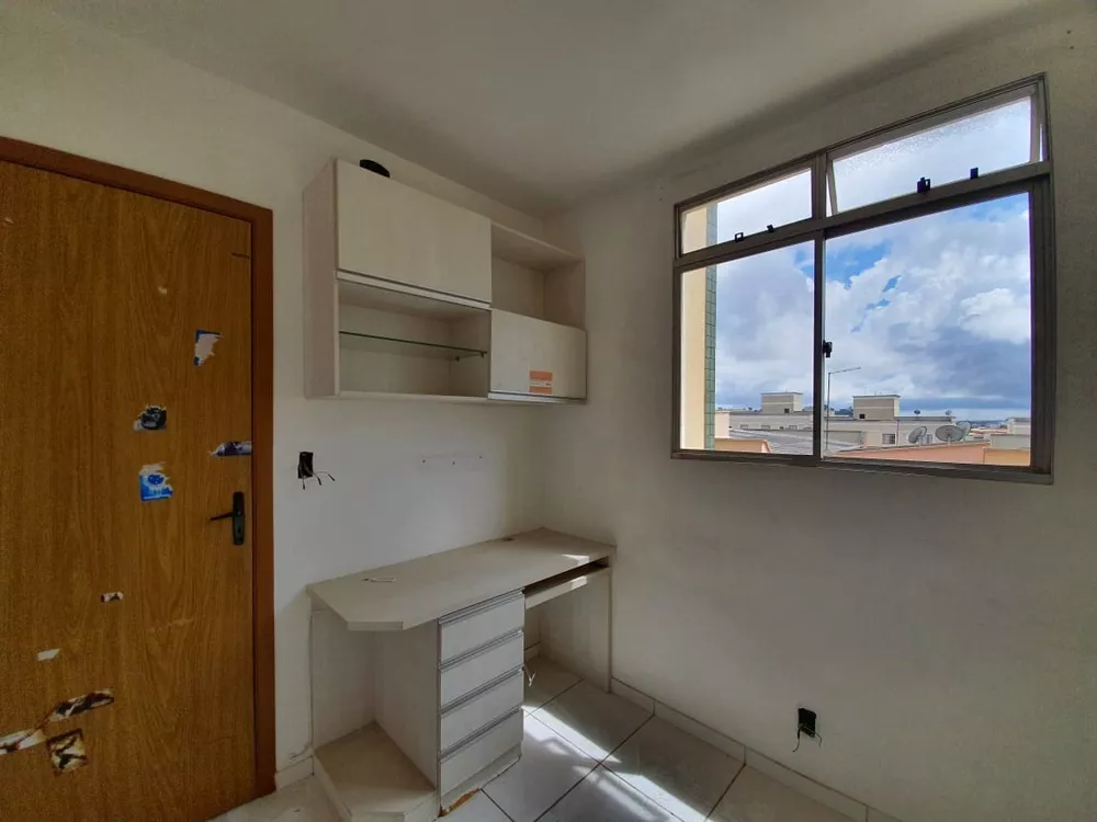 Apartamento à venda com 3 quartos, 74m² - Foto 9