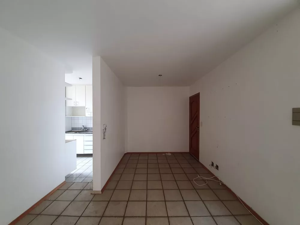 Apartamento à venda com 3 quartos, 74m² - Foto 4