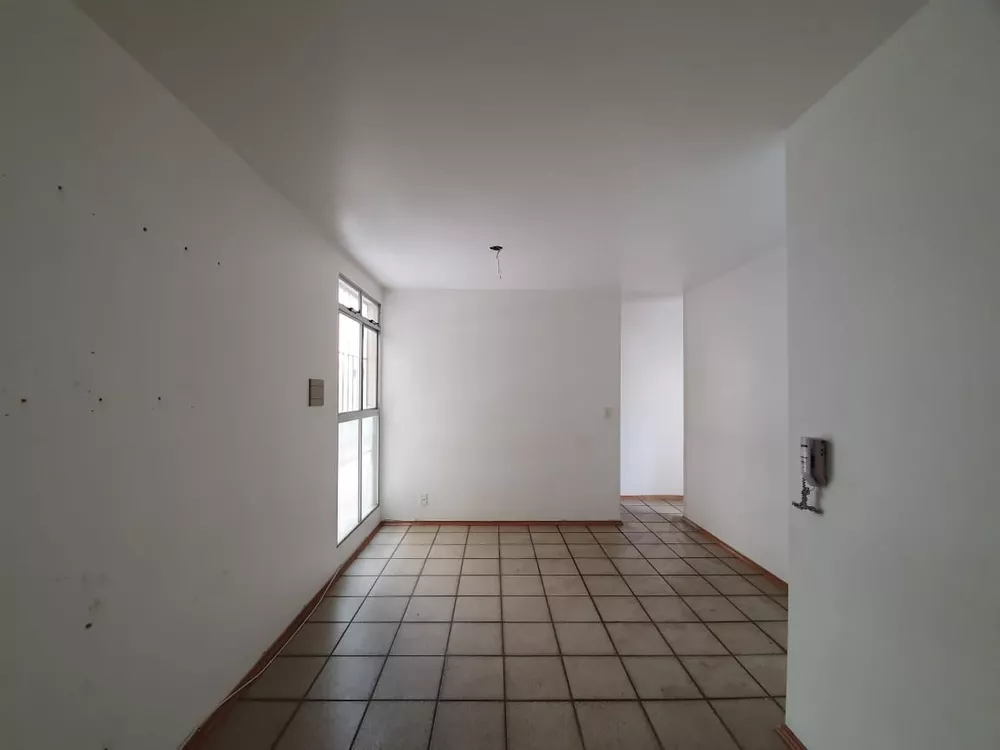 Apartamento à venda com 3 quartos, 74m² - Foto 3