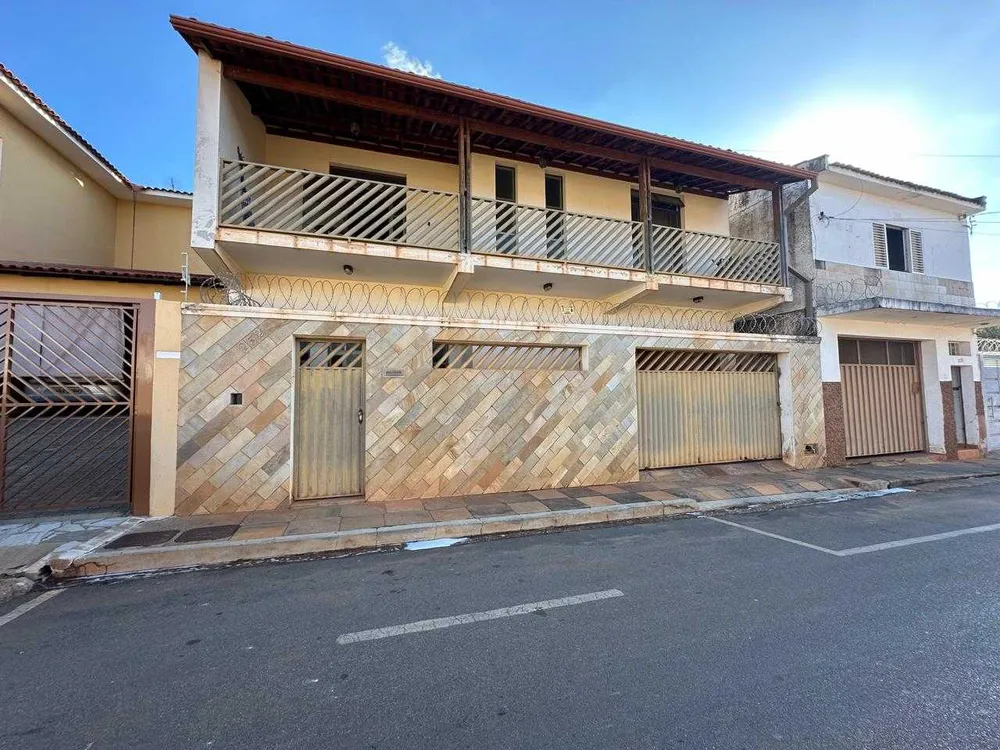 Casa, 4 quartos - Foto 1