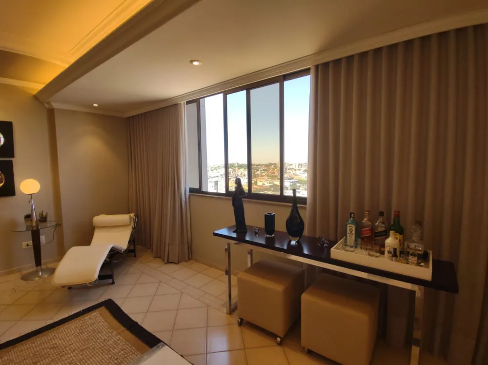 Apartamento, 3 quartos, 189 m² - Foto 3