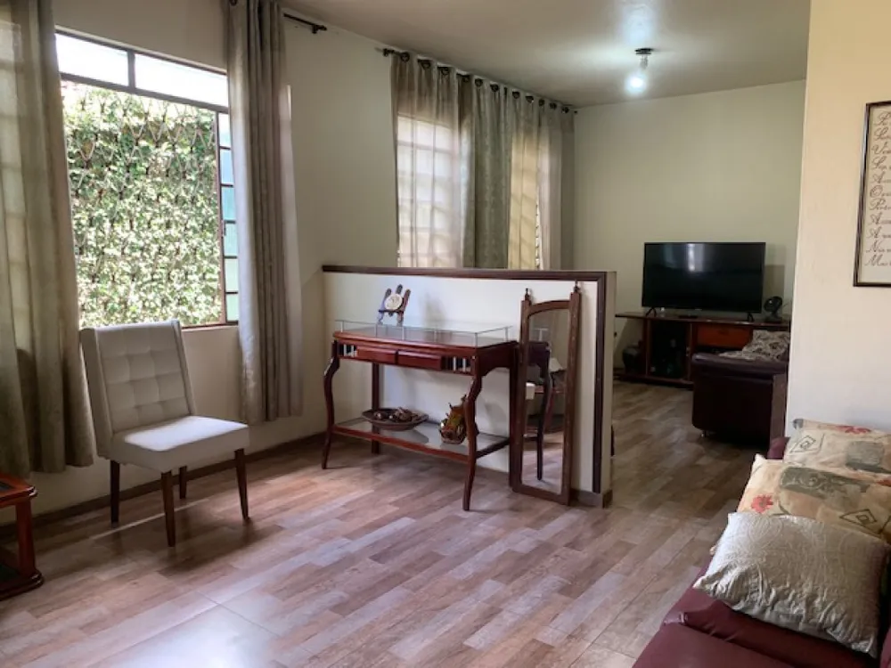 Casa, 2 quartos, 540 m² - Foto 2