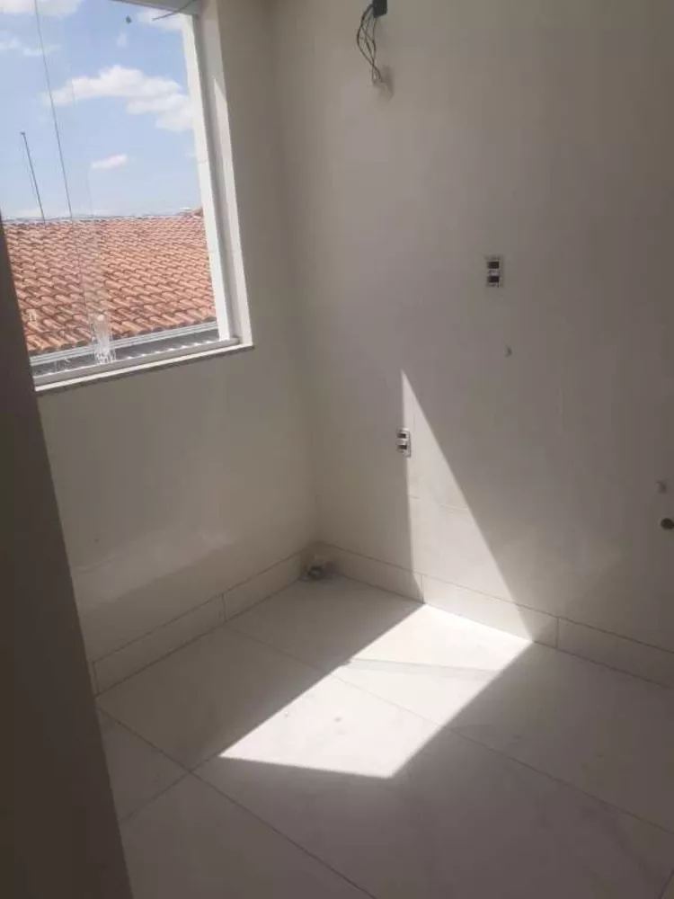 Apartamento à venda com 2 quartos - Foto 2